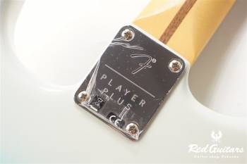 Player Plus  Stratocaster HSS - Belair Blue